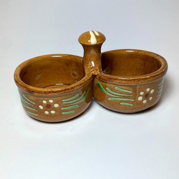 Vintage Latin Stone Pottery Salsa or Salt & Pepper Bowls Hand Painted - Picture 1 of 4